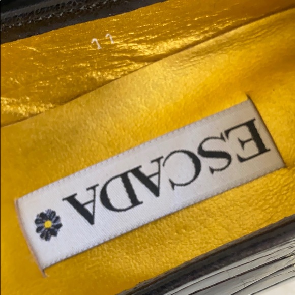 ESCADA black “cocodrillo” embossd leather loafers - Picture 4 of 13